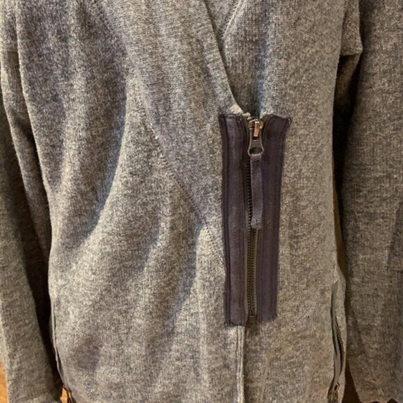 Eddie Bauer side zip sweater - Picture 2 of 13